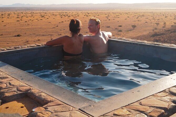 2 Day Scenic Sossusvlei Adventure Tour in Namibia - Welwitschia Plains: seeing survival up close
