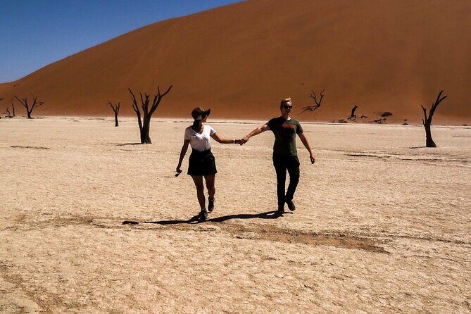 2 Day Scenic Sossusvlei Adventure Tour in Namibia - Sossusvlei and camelthorn shade: classic photos, real downtime