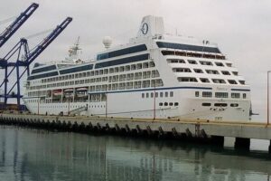 Sandwich Harbour Scenic Excursion - Design for the Cruise Ships - Cruise timing and pickup: how to avoid stress at Walvis Bay