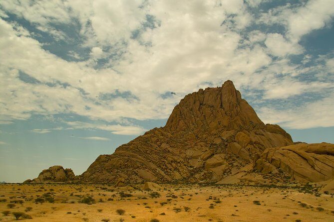 Spitzkoppe Guided Tour from Swakopmund or Walvis Bay - Group size and comfort: 8 hours in the desert